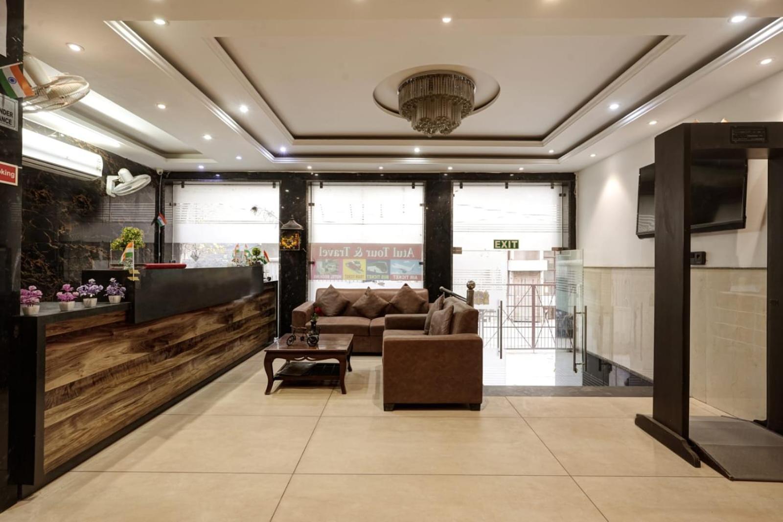 Hotel Naveen New Delhi Ngoại thất bức ảnh