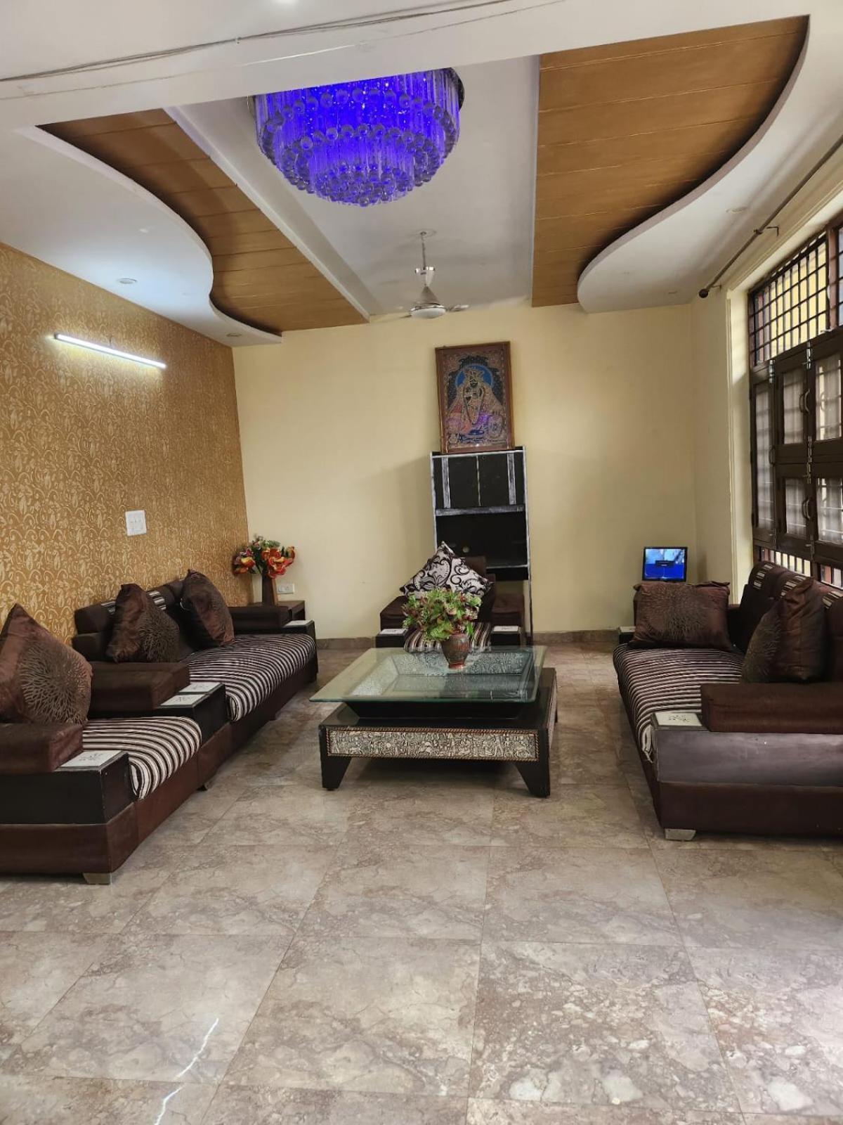 Hotel Naveen New Delhi Ngoại thất bức ảnh