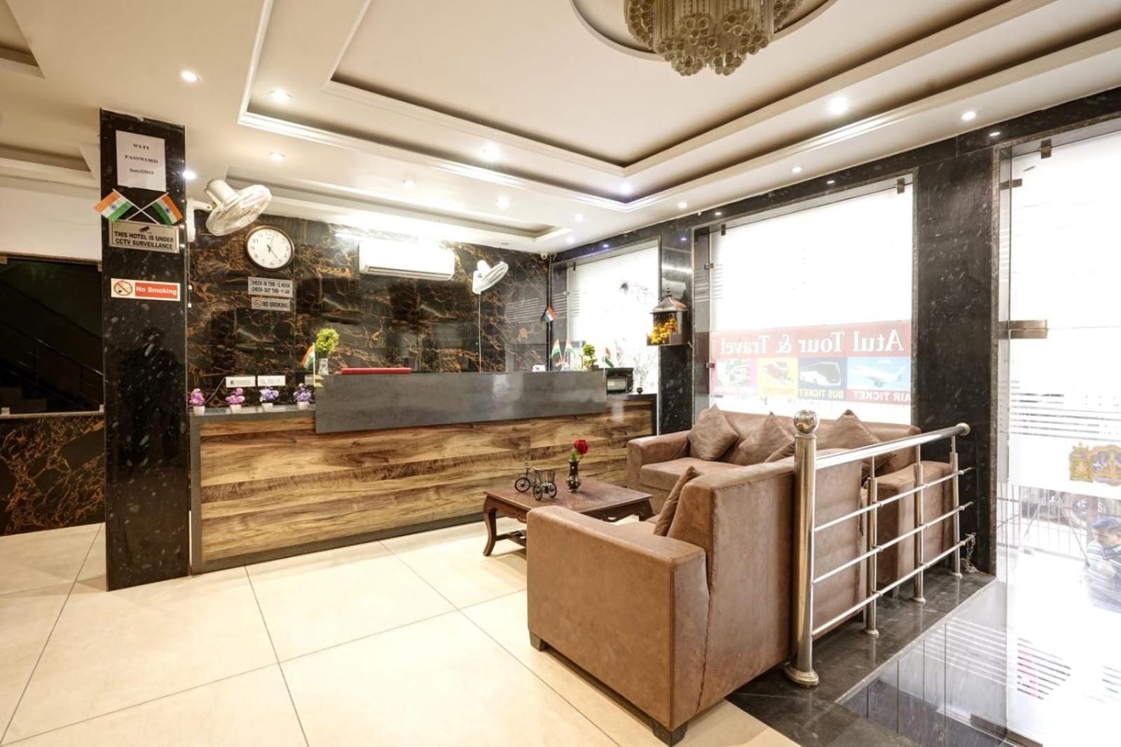 Hotel Naveen New Delhi Ngoại thất bức ảnh
